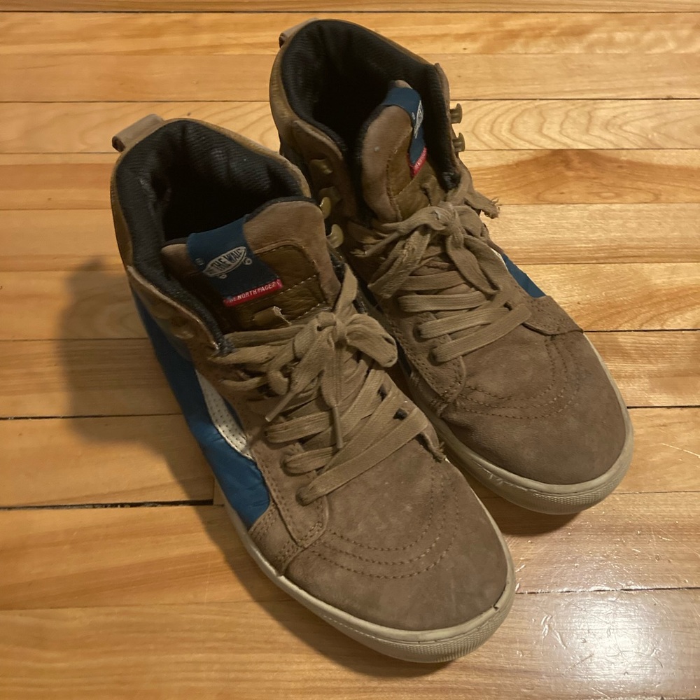 Vans North Face winter light boots